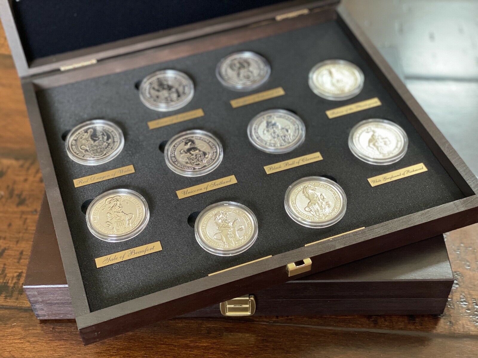 The Queen's Beasts 2oz Silver Bullion Complete Collection Case & Labels & Coins