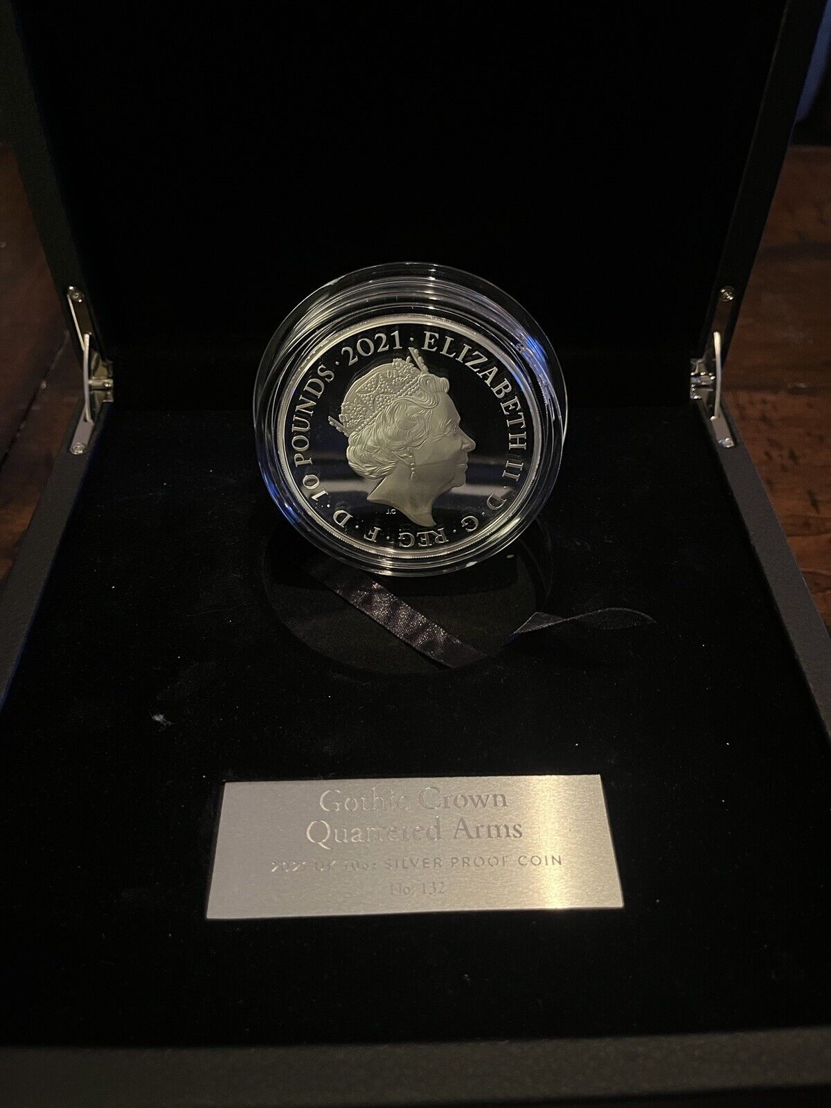Gothic Crown Quartered Arms 2021 UK 10oz Silver Proof Coin