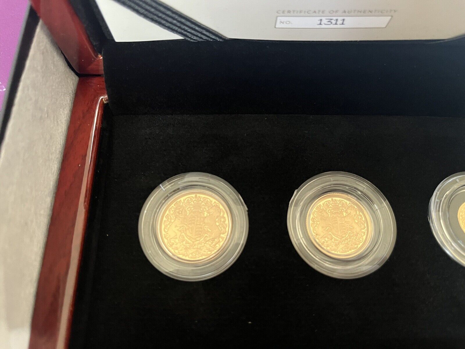 [In Hand] Queen Elizabeth II Memorial Sovereign 2022 Three Coin Gold Proof Set