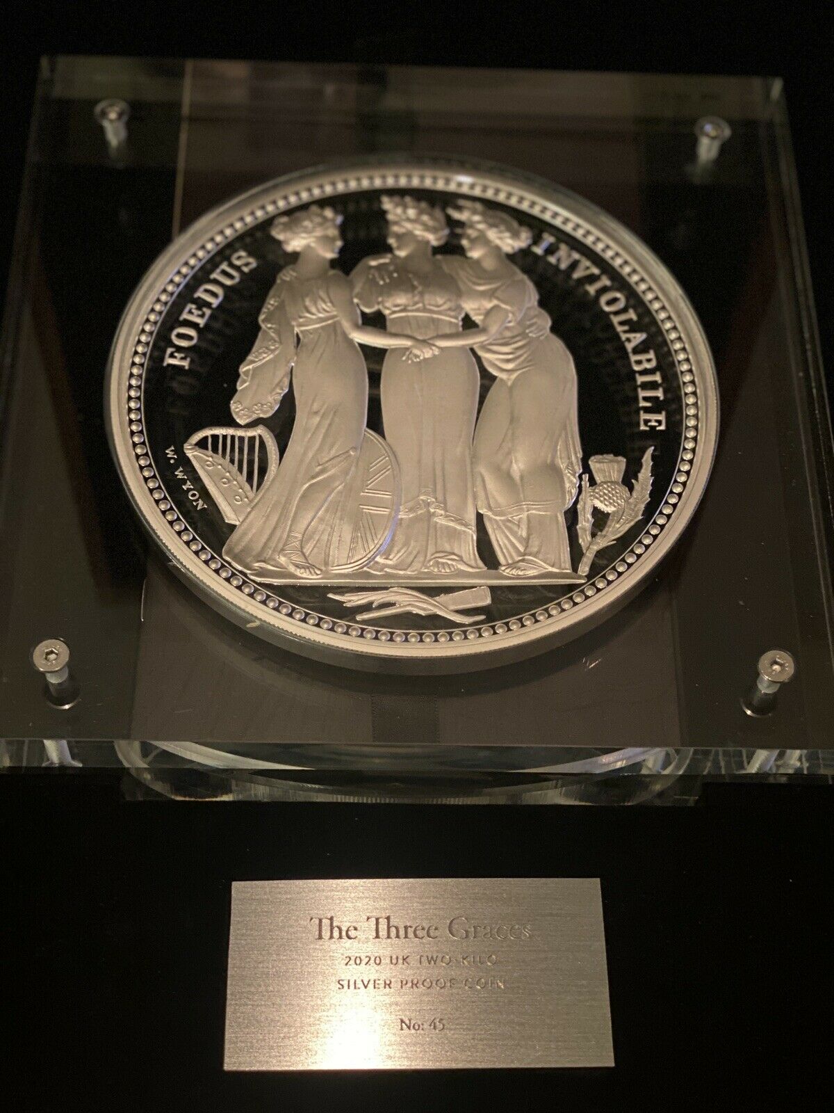 2020 2 Kg The Great Engravers Collection - Three Graces .999 Silver