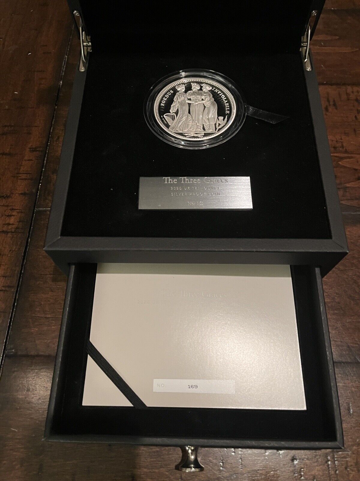 Three Graces 2020 UK 10 oz Silver Proof Coin Royal Mint COA & Case