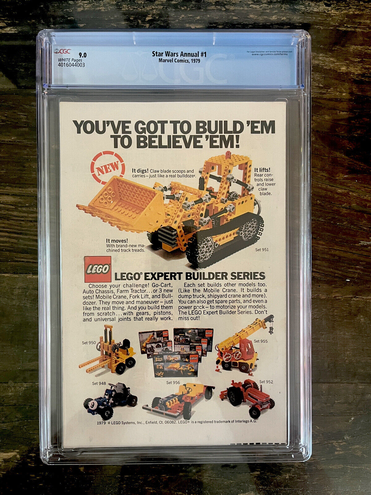 Rare Newsstand White Pages! Star Wars Annual #1  CGC 9.0 White Pages 1979