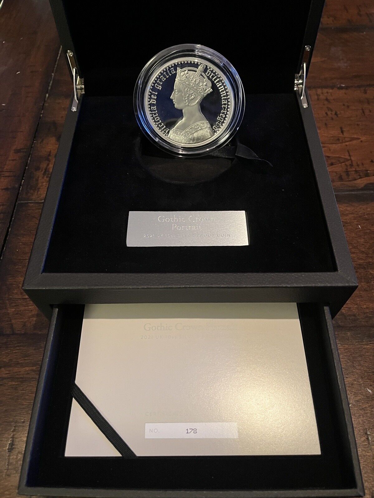 Gothic Crown Portrait 2021 UK 10oz Silver Proof Coin