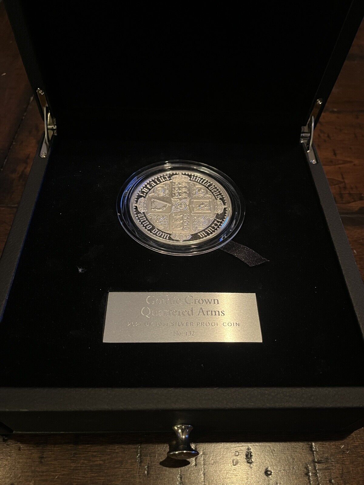 Gothic Crown Quartered Arms 2021 UK 10oz Silver Proof Coin