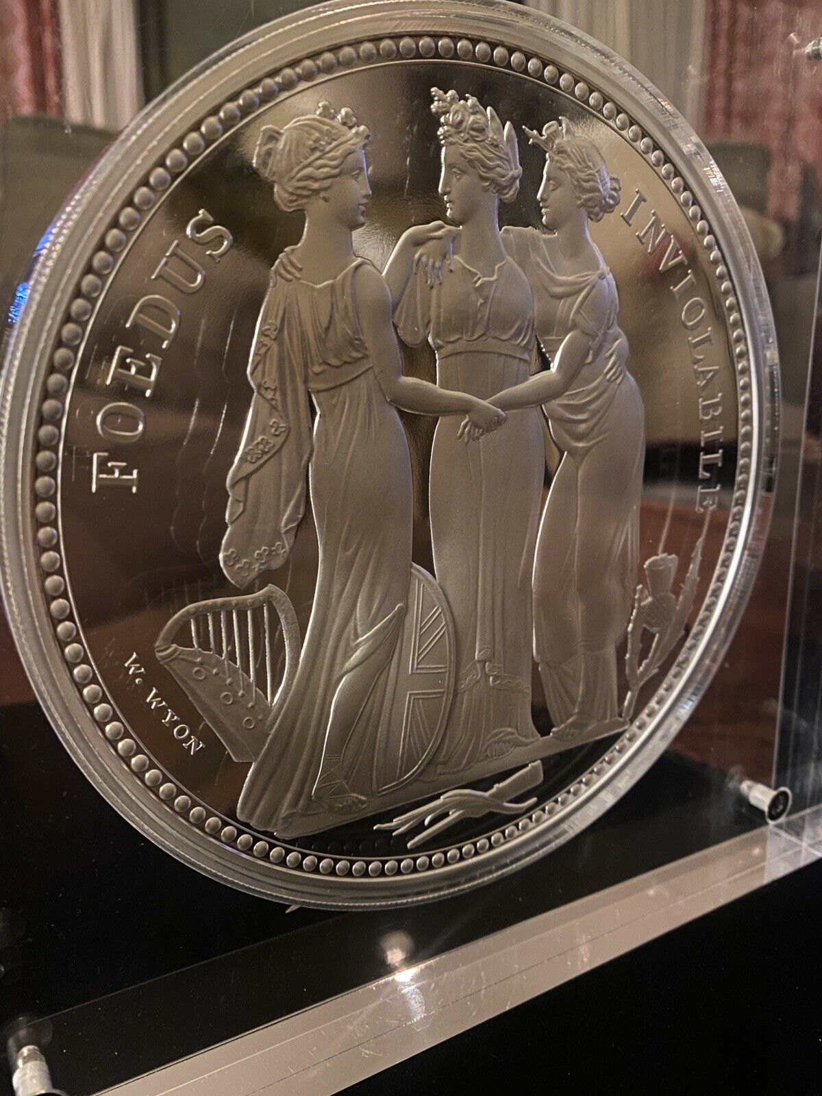 2020 2 Kg The Great Engravers Collection - Three Graces .999 Silver
