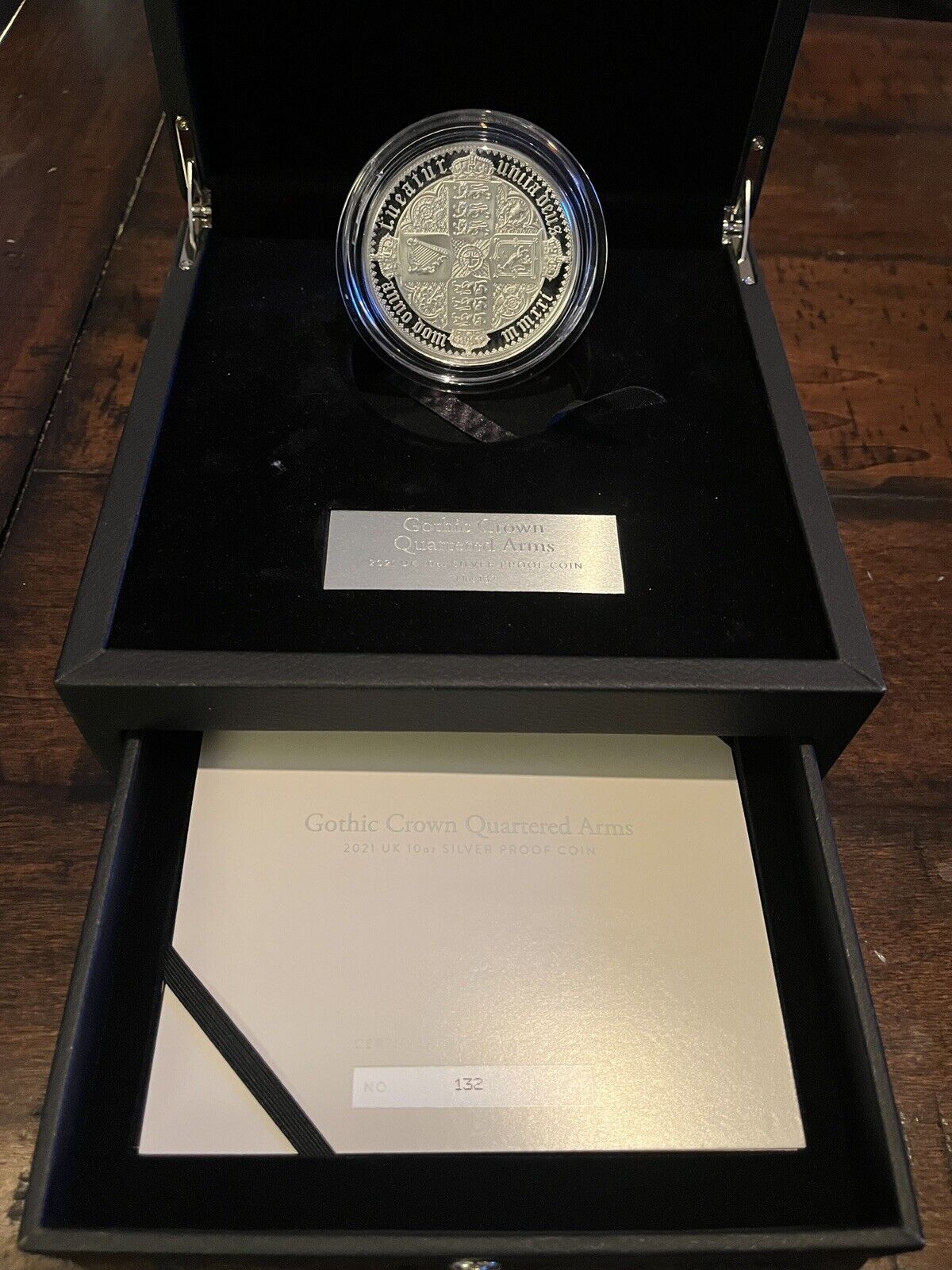 Gothic Crown Quartered Arms 2021 UK 10oz Silver Proof Coin